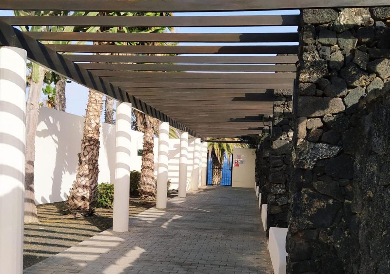 Villa Sun And Sea 4 Front De Mer Playa Rocca Costa Teguise Εξωτερικό φωτογραφία
